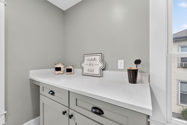 240 N Washington Street, Delaware, OH 43015