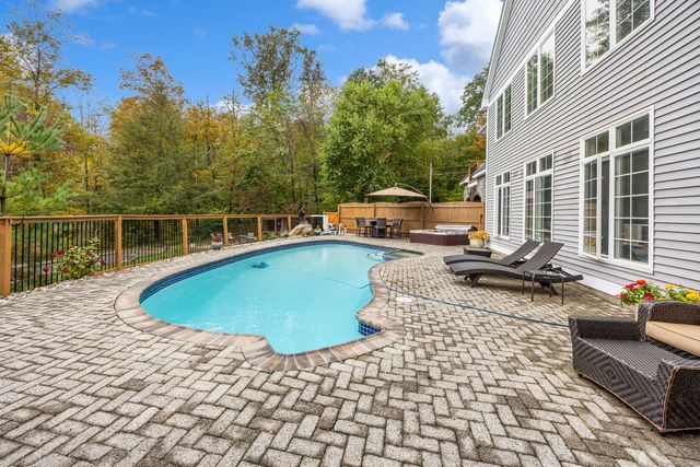 55 Butternut Lane, Watertown, CT 06795