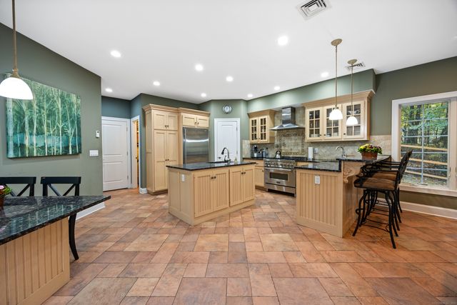 55 Butternut Lane, Watertown, CT 06795