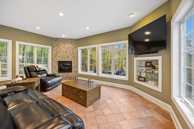 55 Butternut Lane, Watertown, CT 06795