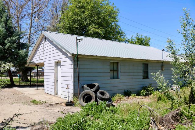 123 Ithaca, Caldwell, ID 83605