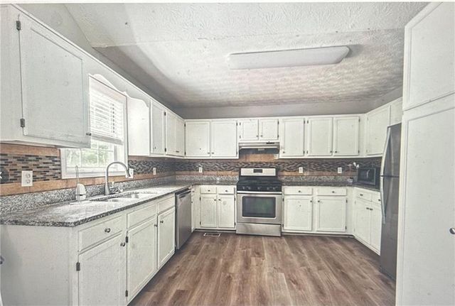 6851 Alexander pkwy Parkway, Douglasville, GA 30135