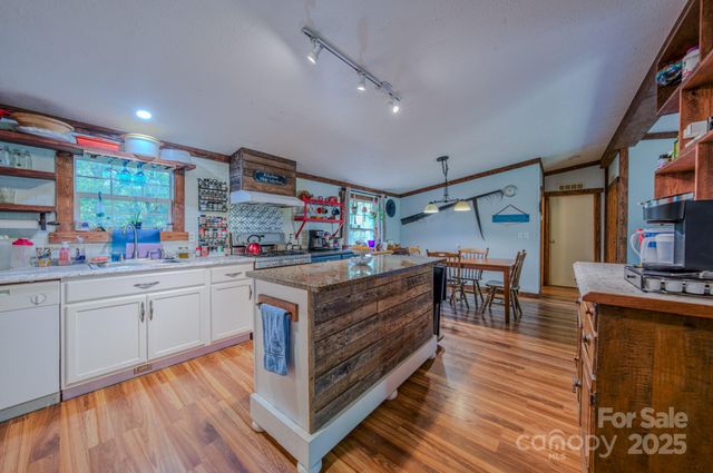 170 Midnight Sun Lane, Old Fort, NC 28762