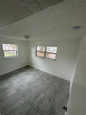 151 W 11th St 1, Riviera Beach, FL 33404