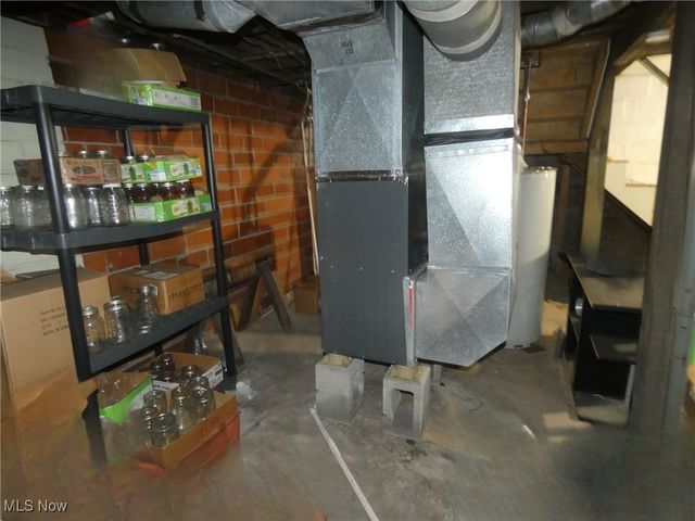 901 N 6th Street, Cambridge, OH 43725