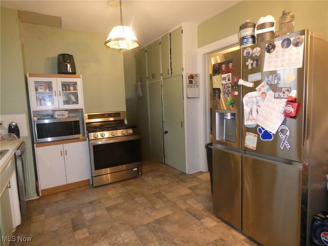 901 N 6th Street, Cambridge, OH 43725