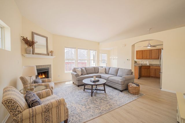 1335 Harvest Drive, Crest Hill, IL 60403