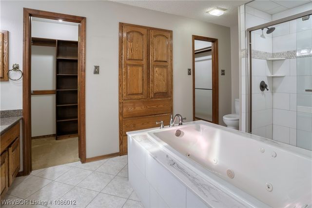 10412 Stoneleige Street, Fort Smith, AR 72908