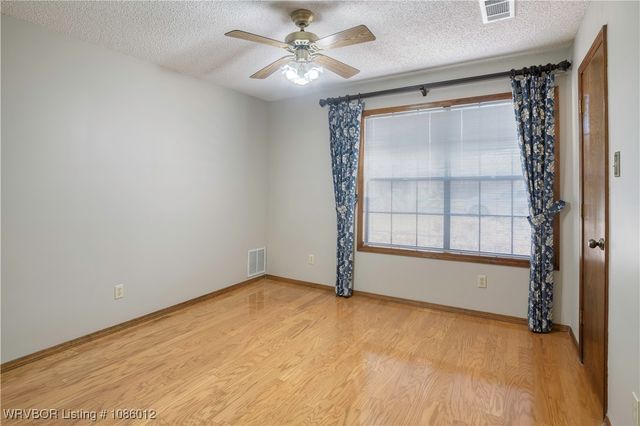 10412 Stoneleige Street, Fort Smith, AR 72908