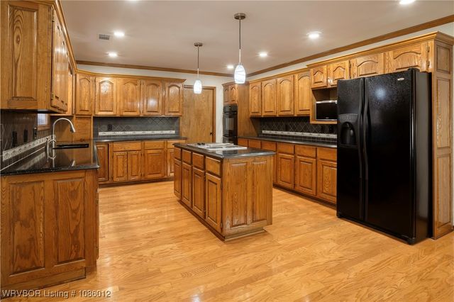 10412 Stoneleige Street, Fort Smith, AR 72908