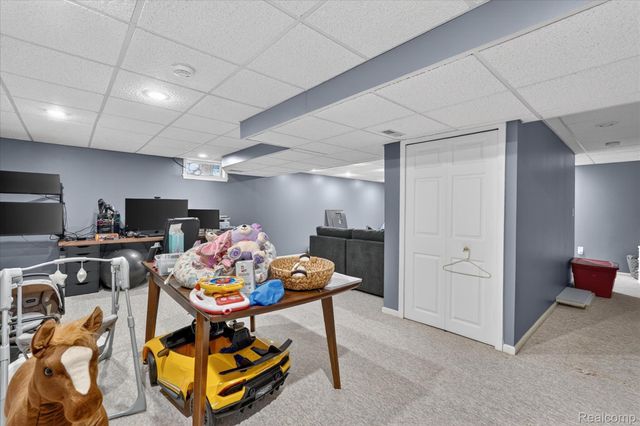 6140 Blue Heron Drive, Genoa Township, MI 48843