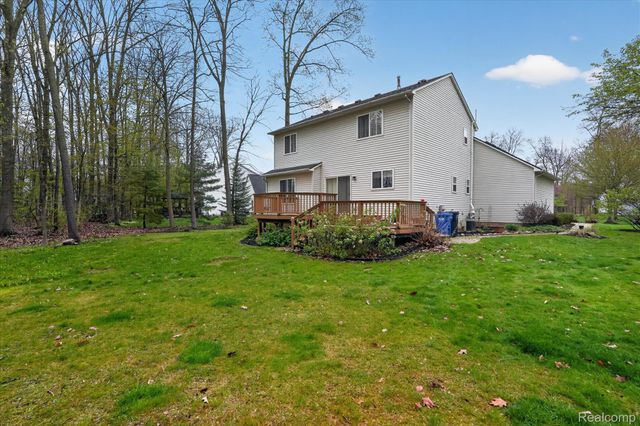 6140 Blue Heron Drive, Genoa Township, MI 48843
