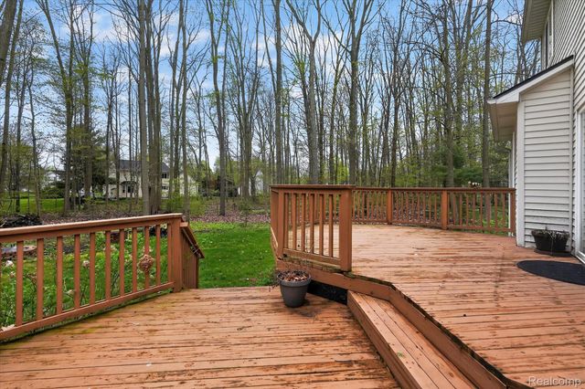 6140 Blue Heron Drive, Genoa Township, MI 48843