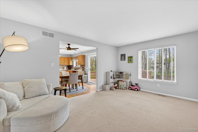 6140 Blue Heron Drive, Genoa Township, MI 48843