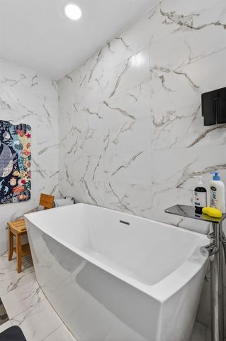 18198 NW 61st Ct, Hialeah, FL 33015