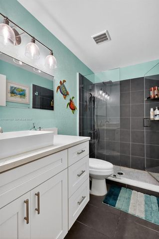 18198 NW 61st Ct, Hialeah, FL 33015