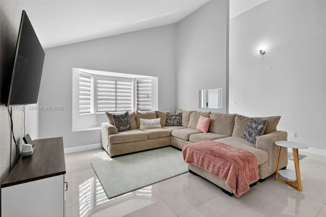 18198 NW 61st Ct, Hialeah, FL 33015