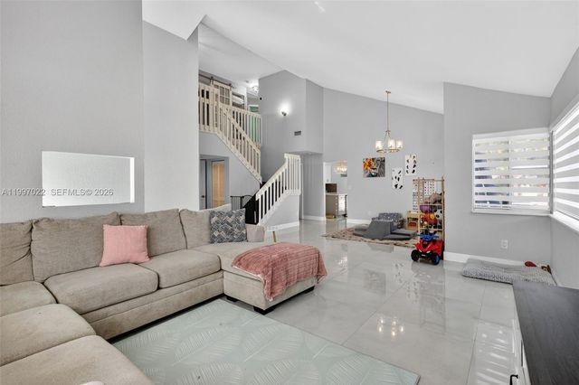 18198 NW 61st Ct, Hialeah, FL 33015