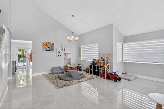 18198 NW 61st Ct, Hialeah, FL 33015