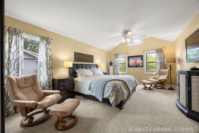 85 Claremont Drive, Naperville, IL 60540
