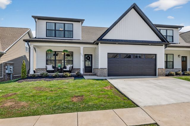 1097 Malinda Ln, Greenbrier, TN 37073
