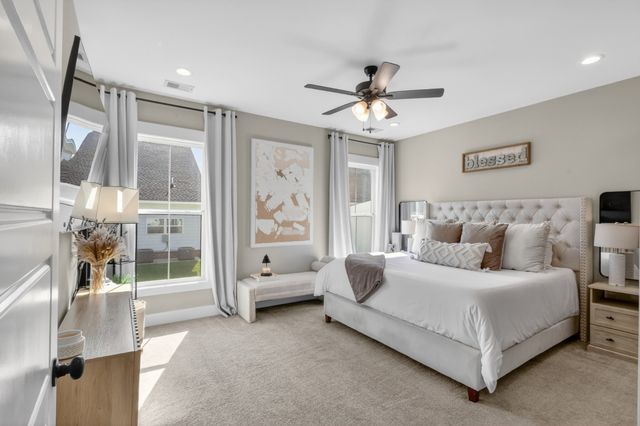 1097 Malinda Ln, Greenbrier, TN 37073
