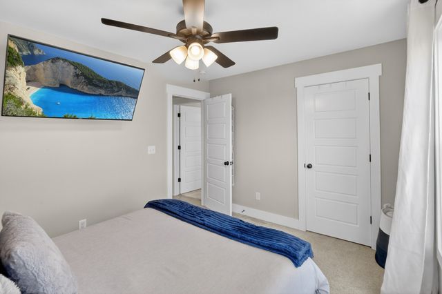 1097 Malinda Ln, Greenbrier, TN 37073