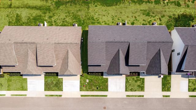 1097 Malinda Ln, Greenbrier, TN 37073
