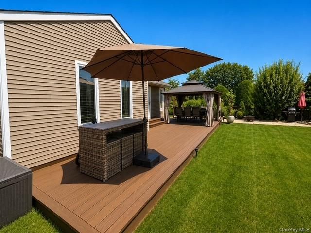 639 Elmwood Road, West Babylon, NY 11704