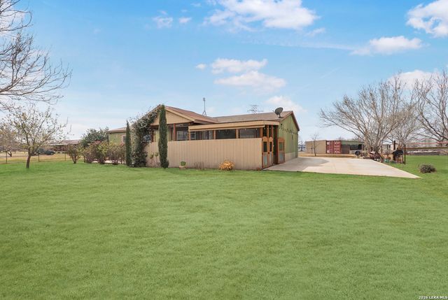 13105 stuart, San Antonio, TX 78263