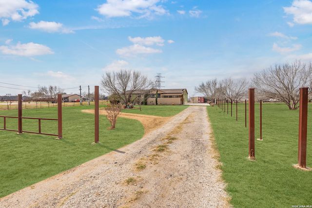 13105 stuart, San Antonio, TX 78263