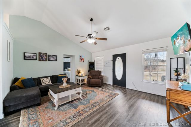 4302 W Highland Park Drive, Cleveland, OK 74020