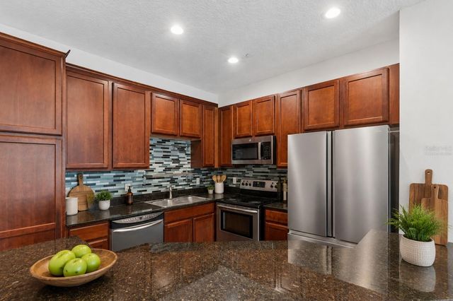 1311 SALEM ORCHARD LANE, Brandon, FL 33511