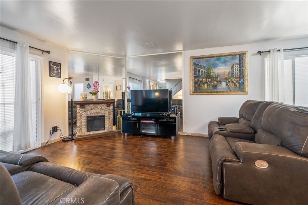 8633 Balboa Boulevard 29, Northridge, CA 91325