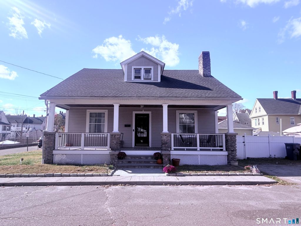 16 Holbrook Court, Ansonia, CT 06401