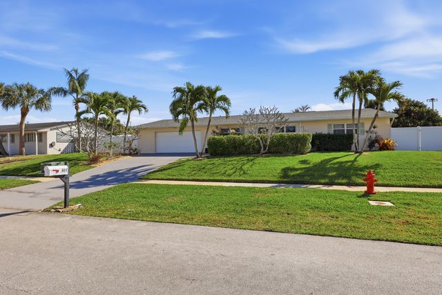 305 Circle E, Jupiter, FL 33458