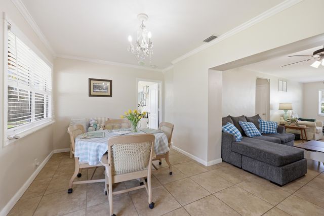 305 Circle E, Jupiter, FL 33458