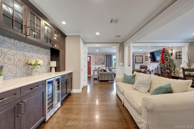 155 Hilburn Road, Scarsdale, NY 10583