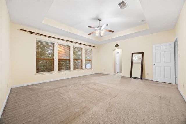 911 Vaulted Oak Street, Houston, TX 77008