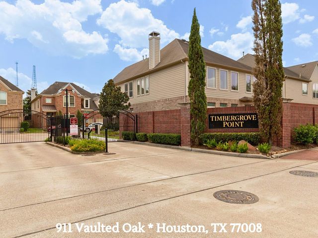 911 Vaulted Oak Street, Houston, TX 77008