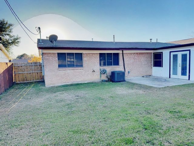 2837 Lowell Drive, Irving, TX 75062