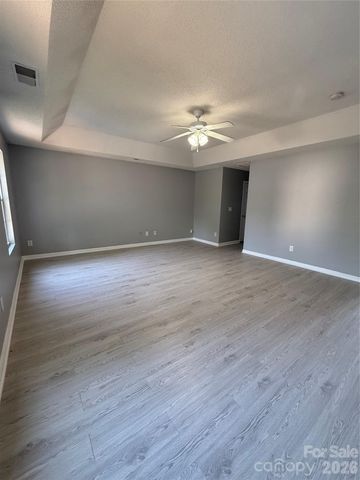 2319 Wexford Way 48, Statesville, NC 28625