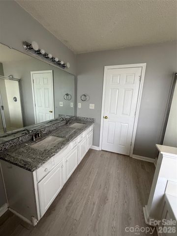 2319 Wexford Way 48, Statesville, NC 28625