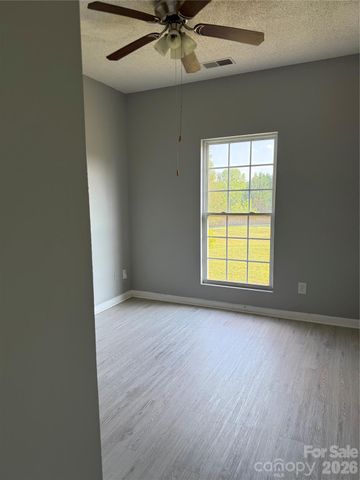 2319 Wexford Way 48, Statesville, NC 28625