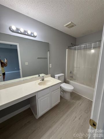 2319 Wexford Way 48, Statesville, NC 28625