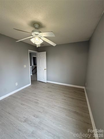 2319 Wexford Way 48, Statesville, NC 28625