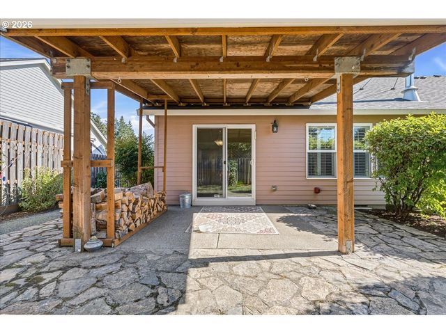 20967 Ne YUKON St, Aurora, OR 97002