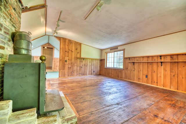 618 Old Turnpike Road, Salisbury, NH 03268