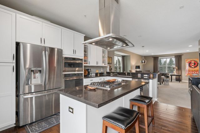 8957 SW Village Loop, Chanhassen, MN 55317