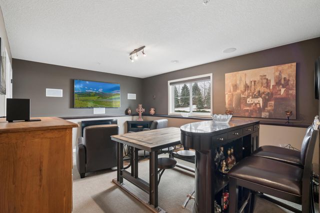 8957 SW Village Loop, Chanhassen, MN 55317